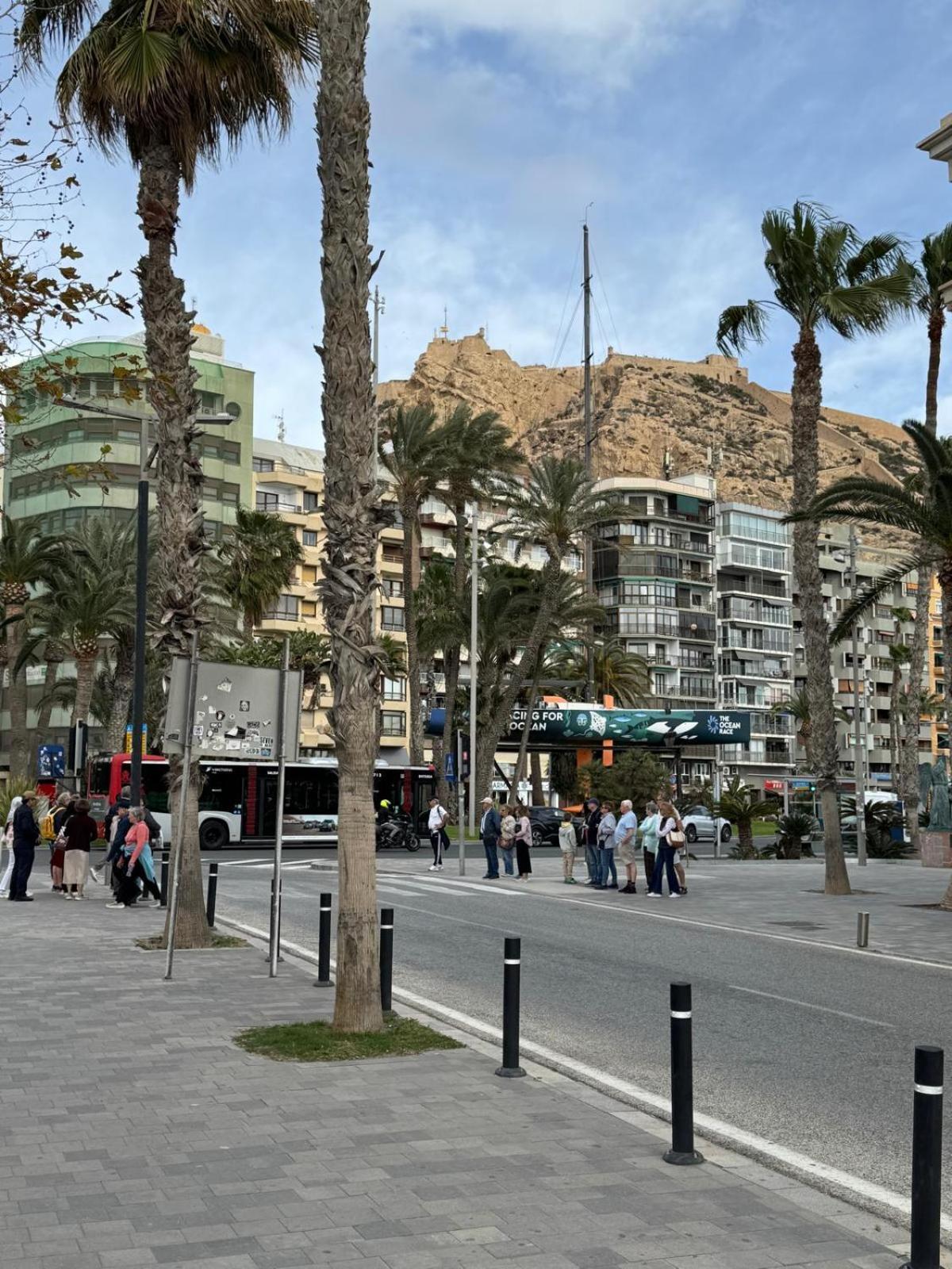 Apartamentos Playa Postiguet Alicante Exterior photo